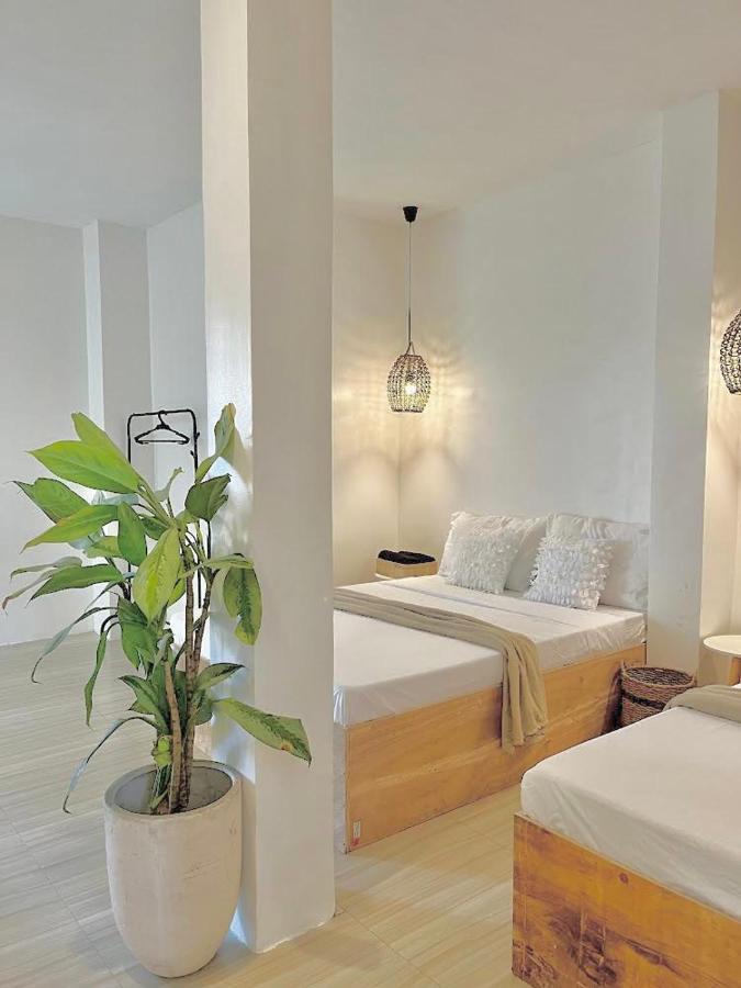 New Modern Home Near Airport, Beach And Fast Wi-Fi Sudtungan 외부 사진